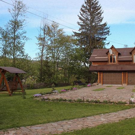 Чорногірський Вітер Villa Verhovina Kültér fotó