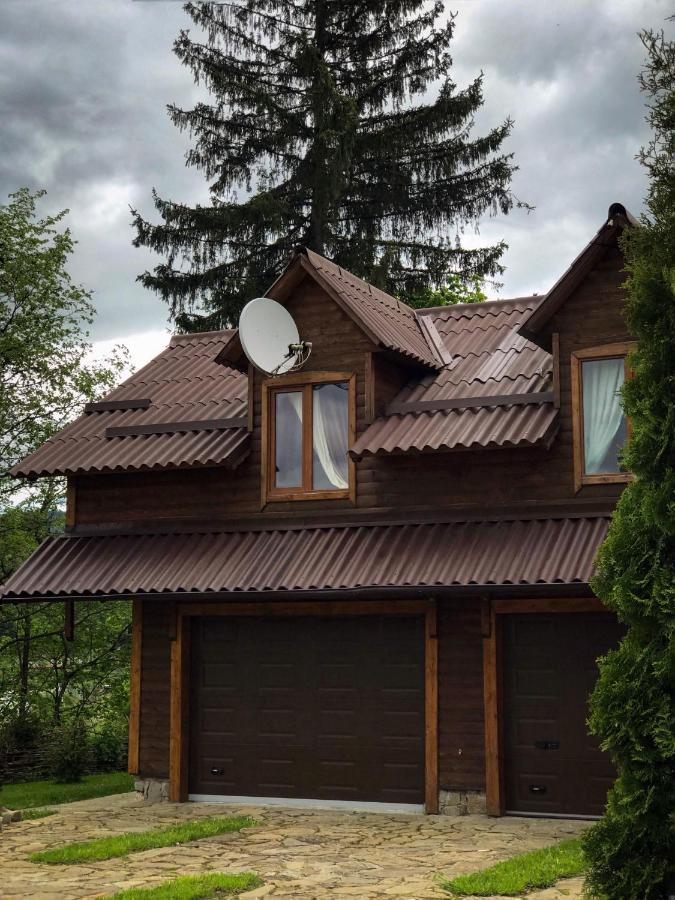 Чорногірський Вітер Villa Verhovina Kültér fotó