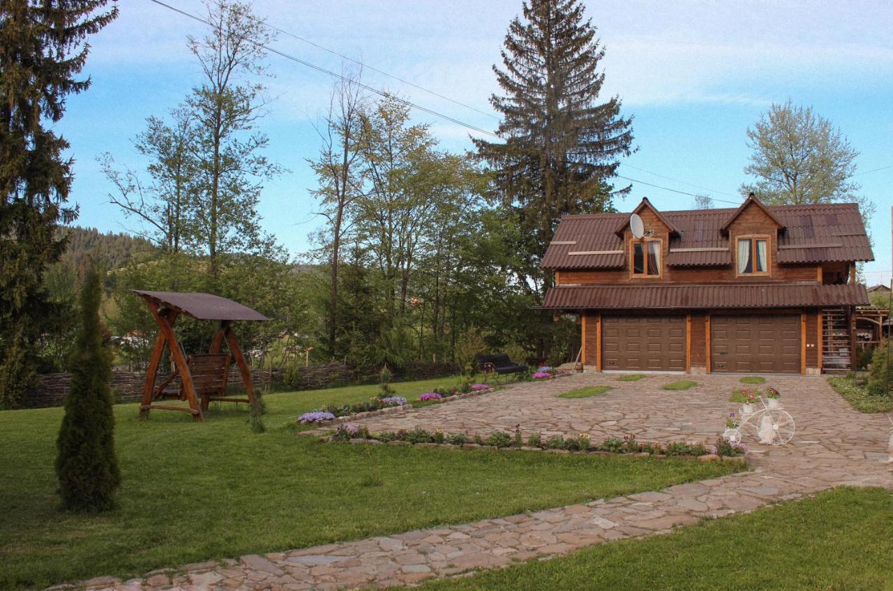 Чорногірський Вітер Villa Verhovina Kültér fotó