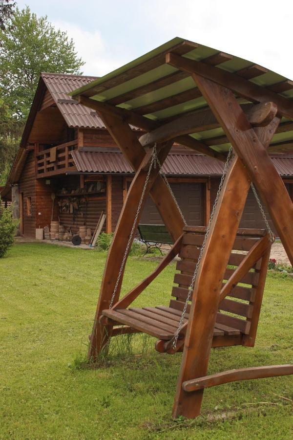 Чорногірський Вітер Villa Verhovina Kültér fotó